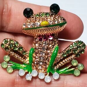 Whimsical Gold Tone Rhinestone Bowtie Frog Brooch Pin 1.25"